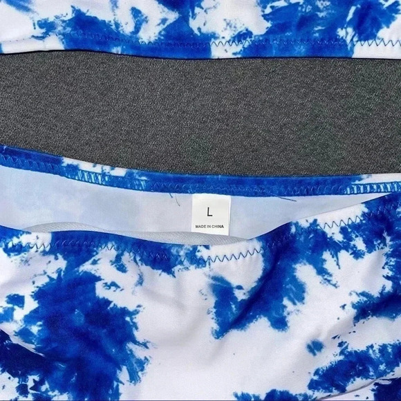 Swimsuit - Picture 3 of 3